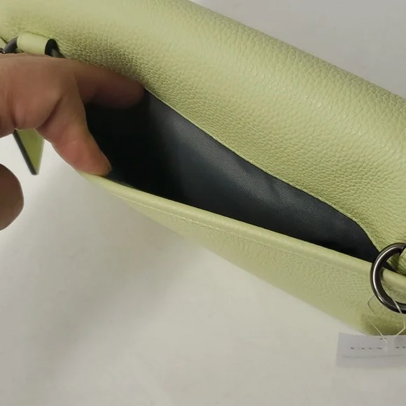 Coach C9971 Turner Flap Pebble Leather + C0082 Medium Corner Zip Wallet Lime